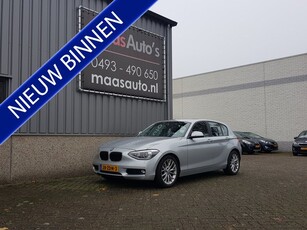 BMW 1-serie 118i Upgrade Edition uitvoering automaat