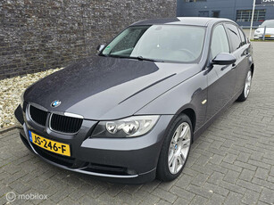 BMW 3-serie 318i Business