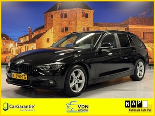 BMW 3-serie Touring 320i Executive Automaat Navigatie LED