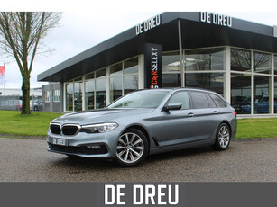 BMW 5-serie Touring 520i Sportline | EL. TREKHAAK | SHADOWLINE | PRIVACY |