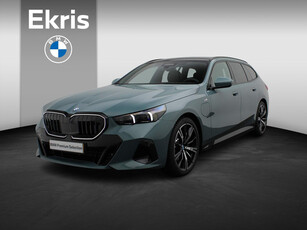 BMW 5 Serie Touring 530e M Sportpakket Pro | Innovation Pack | Travel Pack | Comfort Pack | Trekhaak | Panoramadak | Comfortstoelen | Driving Assistant Professional | Bowers & Wilkins | 20''