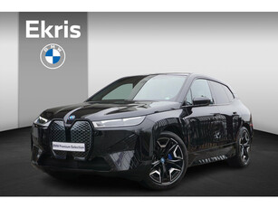 BMW iX xDrive50 High Executive | Sportpakket | Personal CoPilot Pack | Adaptief onderstel met luchtvering op voor- en achteras | Glazen panoramadak Sky Lounge | Laserlight | Harman Kardon | 22 inch LMV