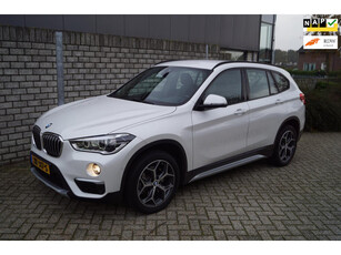 BMW X1 SDrive20i High Executive 192PK Autom Leder Stoelverw Navi Camera Clima Head-Up Cruise 2x PDC LED Kopl LMV ENZ NL Auto.