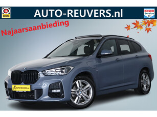 BMW X1 xDrive25e High Executive Panorama / Opendak / HUD / Pilot assist / HarmanKardon