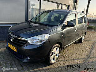 Dacia Lodgy 1.2i TCe Blackline 7p. Airco Navi Bl.tooth LMV PDC