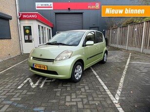 Daihatsu Sirion 1.3 5 drs - airco trekhaak