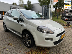 Fiat Punto Evo 1.2 sport, airco, cruise, elec pakket , alu wielen , navigatie , camera, usb-aux , 111.143 km ( gedocumenteerd)