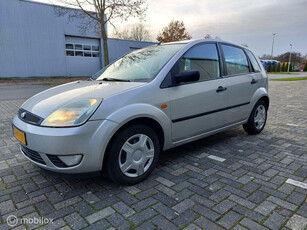 Ford Fiesta 1.4-16V 5-deurs airco, cv, elektrische ramen