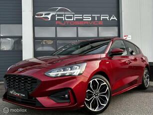 Ford Focus 1.0 EcoBoost ST Line Full-Led Winterpack NAP Uniek!