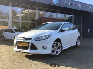 Ford Focus 1.6i Ecoboost HB 150 Pk Titanium Edition Sport