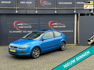 Ford Focus 2.0-16V Futura DAK|CRUISE|AIRCO|XENON|EL.RAMEN|LMV|NAP|APK