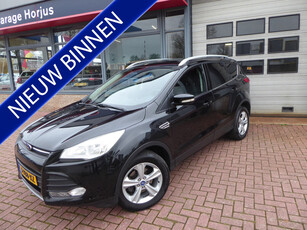 Ford Kuga 1.6i Titanium 2013 NAVI, TREKH, PANODAK, AIRCO, CRUISE, LM VELGEN!!