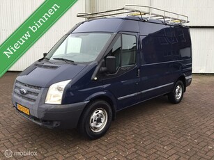 Ford Transit 330M 2.2 TDCI. NAP 122244 km !!