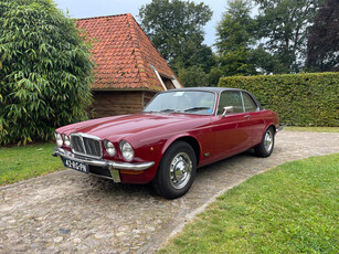 Jaguar XJ 4.2 Coupé Automaat-veel documentatie aanwezig-