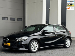 Mercedes-Benz A-klasse 180 Business Solution, xenon,pdc, stoelverwarming, 1/2 leder, nl auto met nationale auto pas