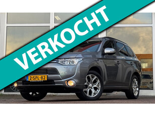 Mitsubishi Outlander 2.0 PHEV Instyle+ Trekhaak Xenon Schuif/kanteldak Mooi!