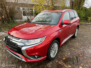 Mitsubishi Outlander 2.4 PHEV Intense+ Adaptive Cruise ACC