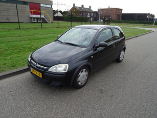 Opel Corsa 1.2-16V Rhythm