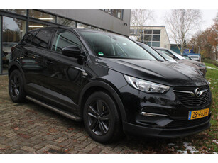 Opel Grandland X 1.2 Turbo 120 Jaar Edition | Automaat | Cruise Control | Telefoonvoorbereiding | Parkeersensoren achter | 17'' |