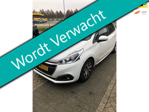 Peugeot 208 1.2 PureTech 1e eig. Airco Cruise Navi Carplay Trekhaak 144.000km NAP