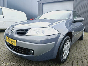 Renault Megane 1.4-16V Business Line AIRCO APK 12/2025 VASTEPRIJS