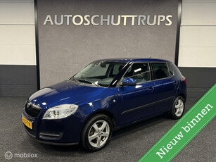 Skoda Fabia 1.6-16V 5 DEURS / AIRCO / CRUISE / STOELVERWARMING