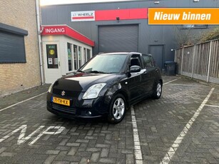 Suzuki Swift 1.3 executive - 5drs airco slechts 142DKM