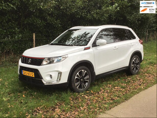 Suzuki VITARA 1.4 Boosterjet AllGrip Stijl 1e eigenaar/dealeronderhouden panorama/trekhaak