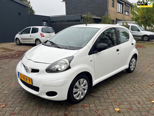 Toyota Aygo 1.0-12V Access - Met Nieuwe APK!