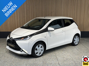 Toyota Aygo 1.0 VVT-i x-play Carplay | Camera | Airco