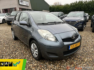 Toyota Yaris 1.3 VVTi Aspiration,Automaat,Airco,2de eigenaar