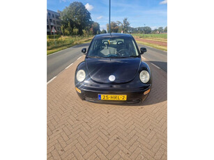 Volkswagen New Beetle 2.0 Highline