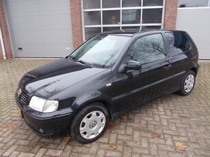 Volkswagen Polo 1.4 Trendline ( APK 17-03-2024 ) (bj 2001)