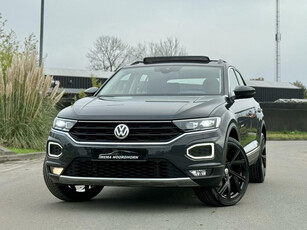 Volkswagen T-Roc 1.5 TSI Sport Automaat|Panoramadak|LED|Stoelverw.|Lane assist|ACC