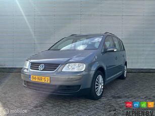 Volkswagen Touran 1.6-16V FSI- Nap- Trekhaak- Cruise