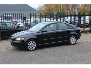 Volvo S40 2.4 Momentum, dealer onderhouden!