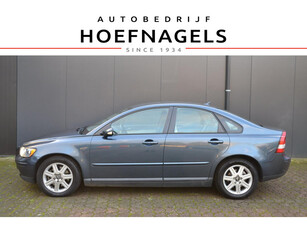 Volvo S40 2.4 Summum 140 PK 5 Cylinder *