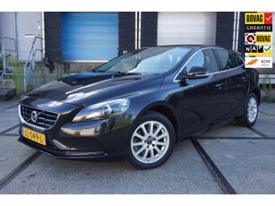 Volvo V40 2.0 T3 Momentum * Standkachel * 152 PK * Cruise *