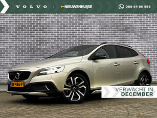 Volvo V40 Cross Country 2.0 T4 Nordic+ | Adapt. Cruise Control | BLIS | Sensoren voor + achter | Volvo On Call | Harman/Kardon | Standkachel | Navigatie | Stoelverwarming |