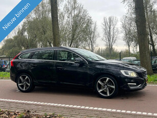 Volvo V60 2.0 D4 Summum CLIMA!NAVI!6BAK!SCHUIFDAK!