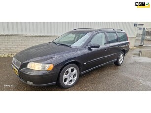 Volvo V70 2.4 D5 AWD Momentum