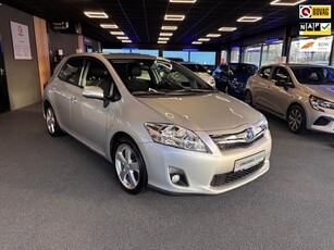 Toyota Auris 1.8 Full Hybrid Dynamic Business Cruise