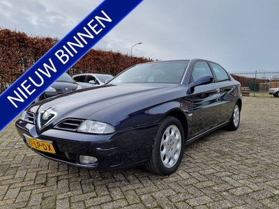 Alfa Romeo 166 Benzine