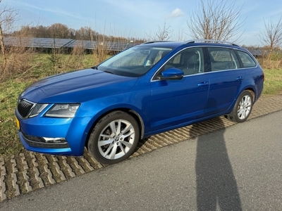 Skoda Octavia Benzine