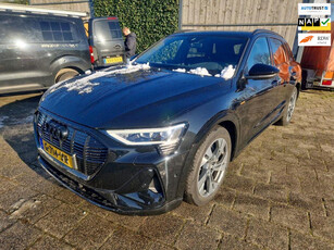 Audi E-tron 3x S-LINE PANO l CAMERA l CARPLAY l LUCHTVERING l SFEER l ADAPT.CRUISE l ORG.NL