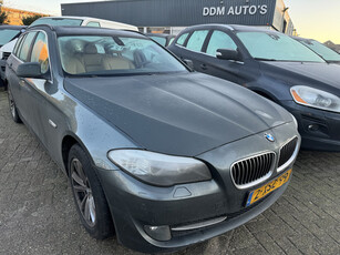 BMW 5 Serie Touring 520d High Executive oliepomp defect