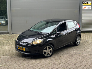 Ford Fiesta 1.25 Trend / AIRCO / NIEUWE APK / RIJDT SCHAKELT GOED