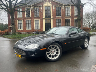 Jaguar XK8 4.0 V8 Coupé