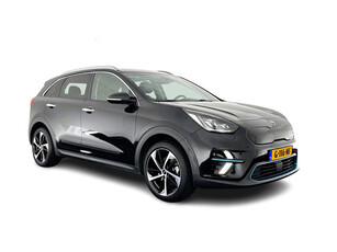 Kia e-Niro ExecutiveLine 64 kWh (INCL.BTW) Aut. *FULL-LEATHER | JBL-AUDIO | FULL-LED | NAVI-FULLMAP | DAB | ADAPT.CRUISE | CAMERA | MEMORY-PACK | LANE-ASSIST | KEYLESS | DIGI-COCKPIT | SHIFT-PADDLES | COMFORT-SEATS | 17