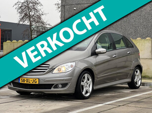 Mercedes-Benz B-klasse 170 | Automaat | Parkeersensoren voor en achter | 17 inch | Stoelverwarming